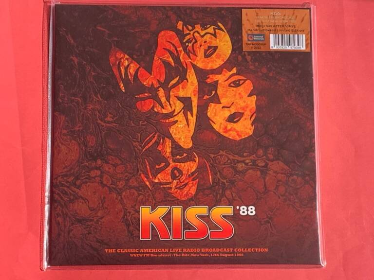 Kiss Kiss 88 1 Lp Ed Limitada Y Numerada Vinilo Coloreado Y De 180 Gr Tienda De Discos