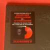 EXTREME " SIX " 2 LP. ED. LIMITADA . VINILOS COLOR ROJO TRANSPARENTE - Imagen 2