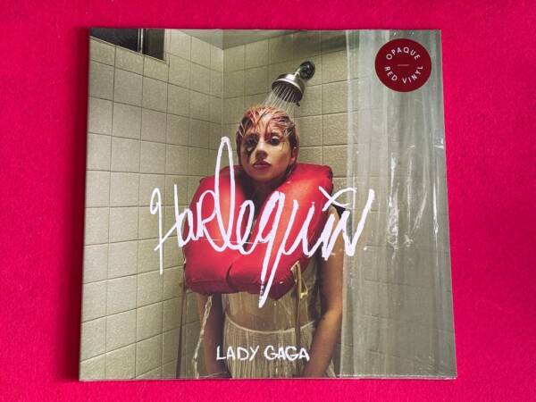 LADY GAGA" HARLEQUIN " 1 LP. LIMITED EDITION. COLOURED VINYL