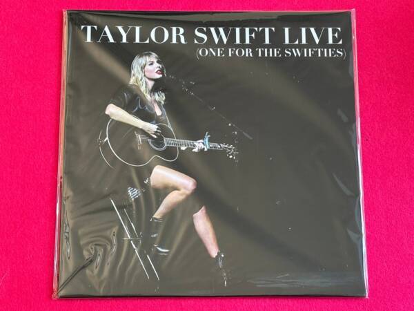 TAYLOR SWIFT " LIVE ( ONE FOR THE SWIFTIES ) " 1 LP. ED. LIMITADA. VINILO DE COLOR.