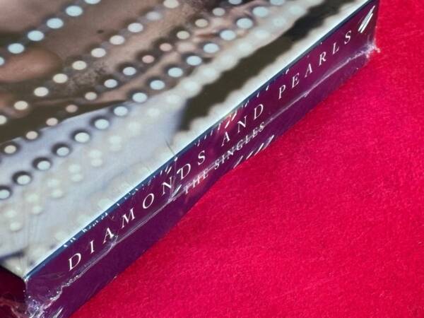 PRINCE " DIAMONDS AND PEARLS: THE SINGLES " 7 SINGLES. ED. LIMITADA. VINILOS DE COLOR. - Imagen 3