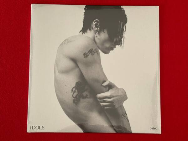 YUNGBLUD " IDOLS "