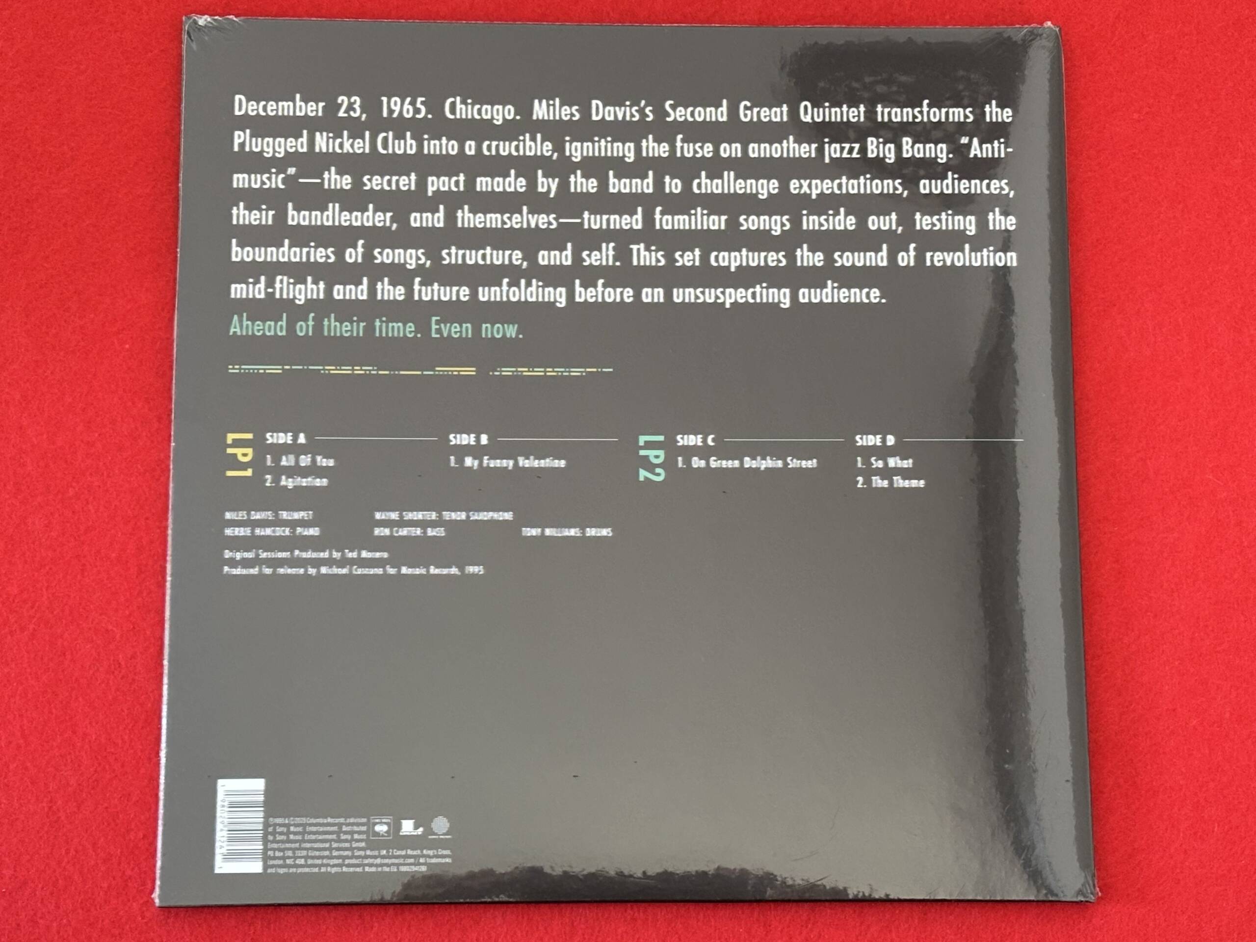 MILES DAVIS " LIVE AT PLUGGED " 2 LPS. LIMITED EDITION RSD BLACK FRIDAY 25 - Image 3