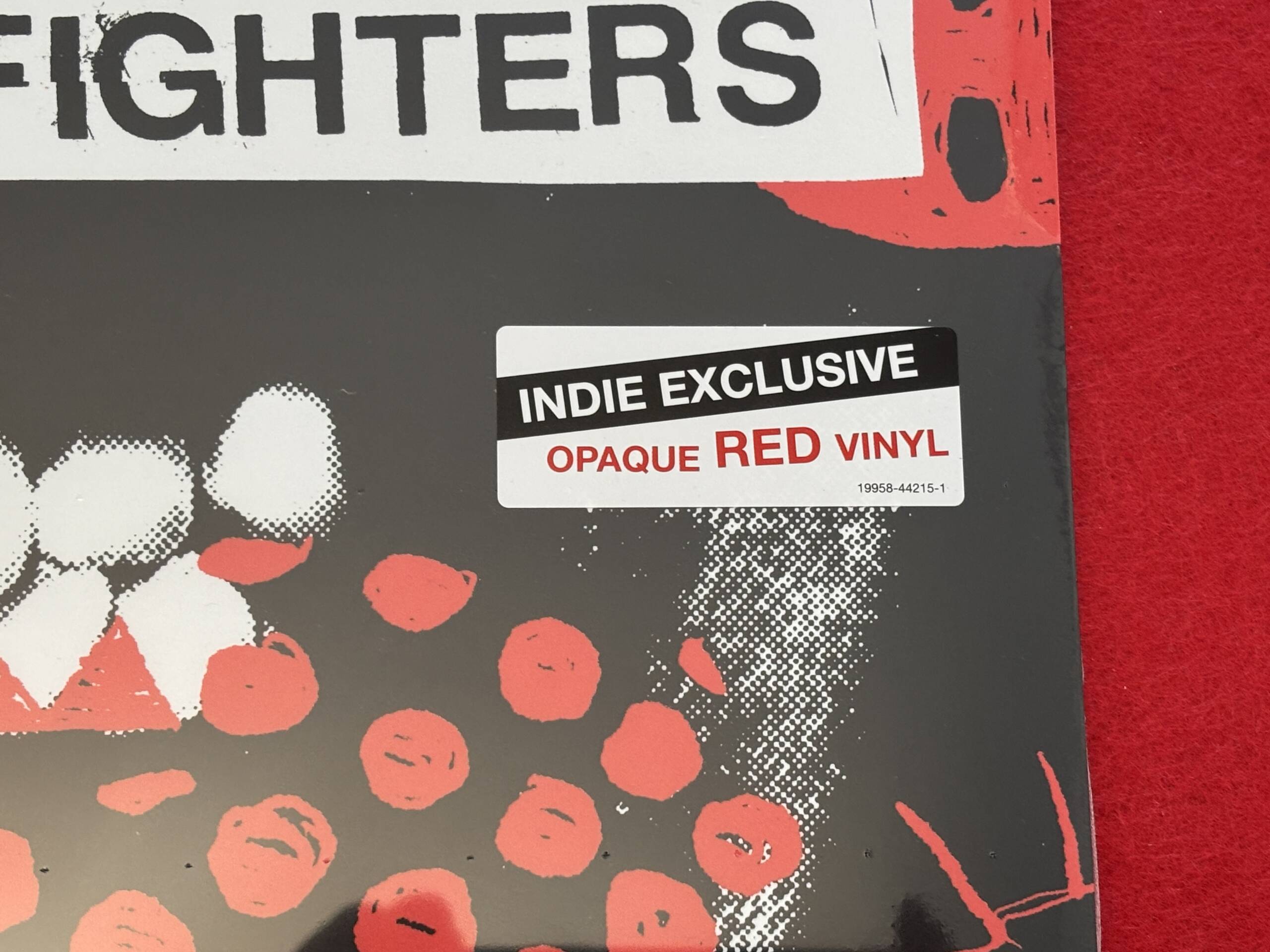 FOO FIGHTERS " YOUR FAVORITE TOY " 1 LP. LIMITED EDITION. OPAQUE RED VINYL - Image 2